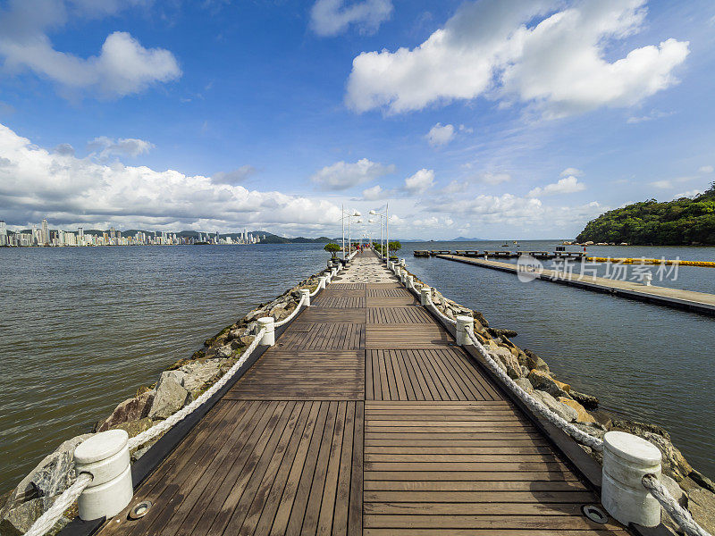 巴西圣卡塔琳娜的Balneario Camboriu